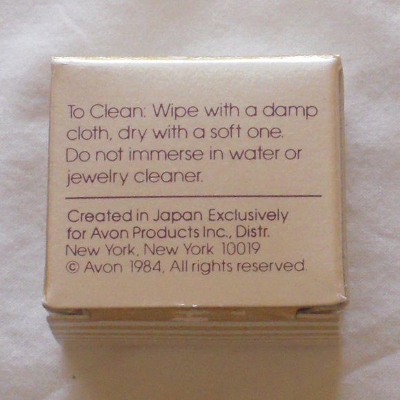 Avon Vintage Retro Gold Tone Pearlesque Key Clip Ring - Picture 8 of 8